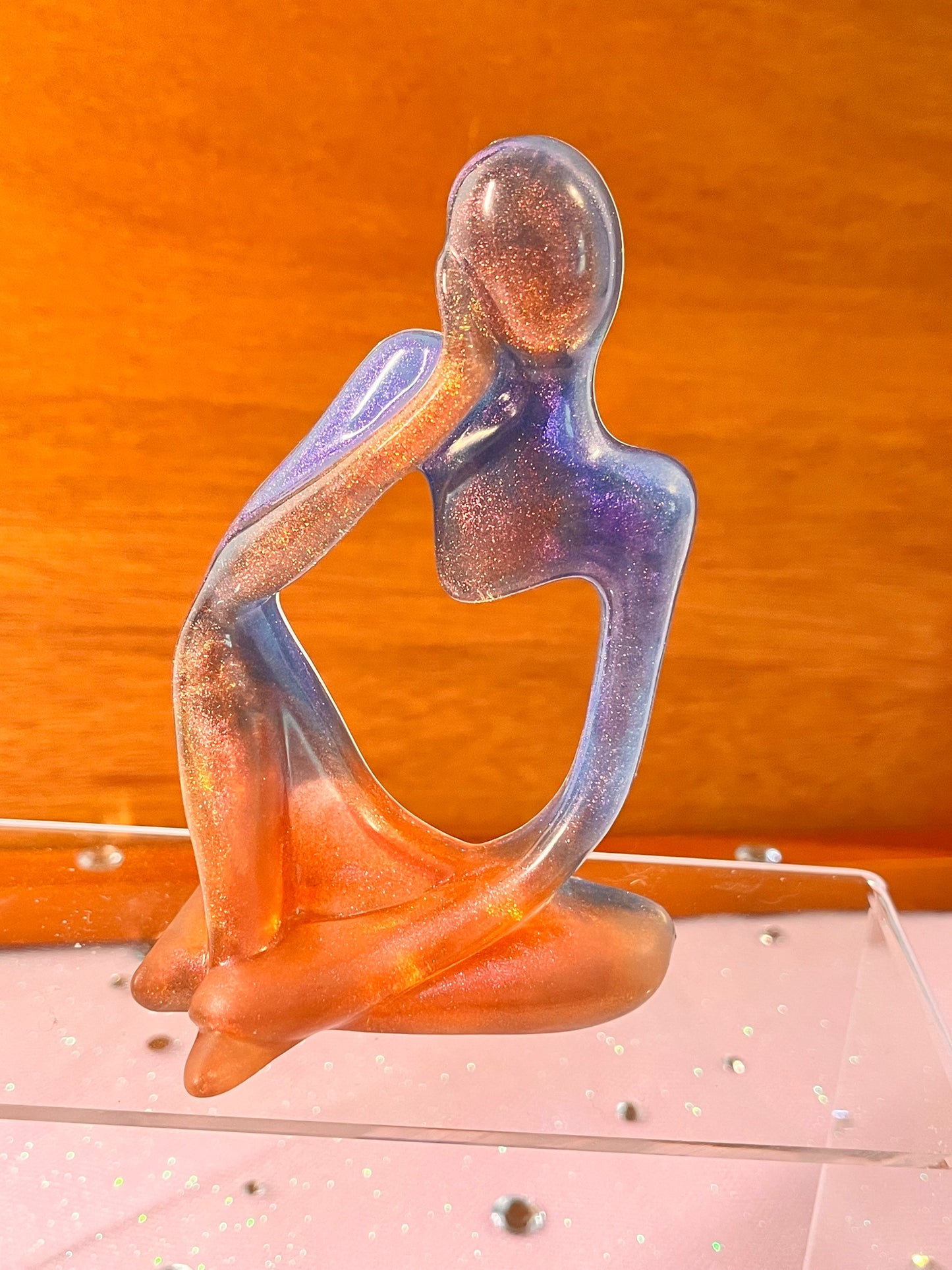 Color changing statue set