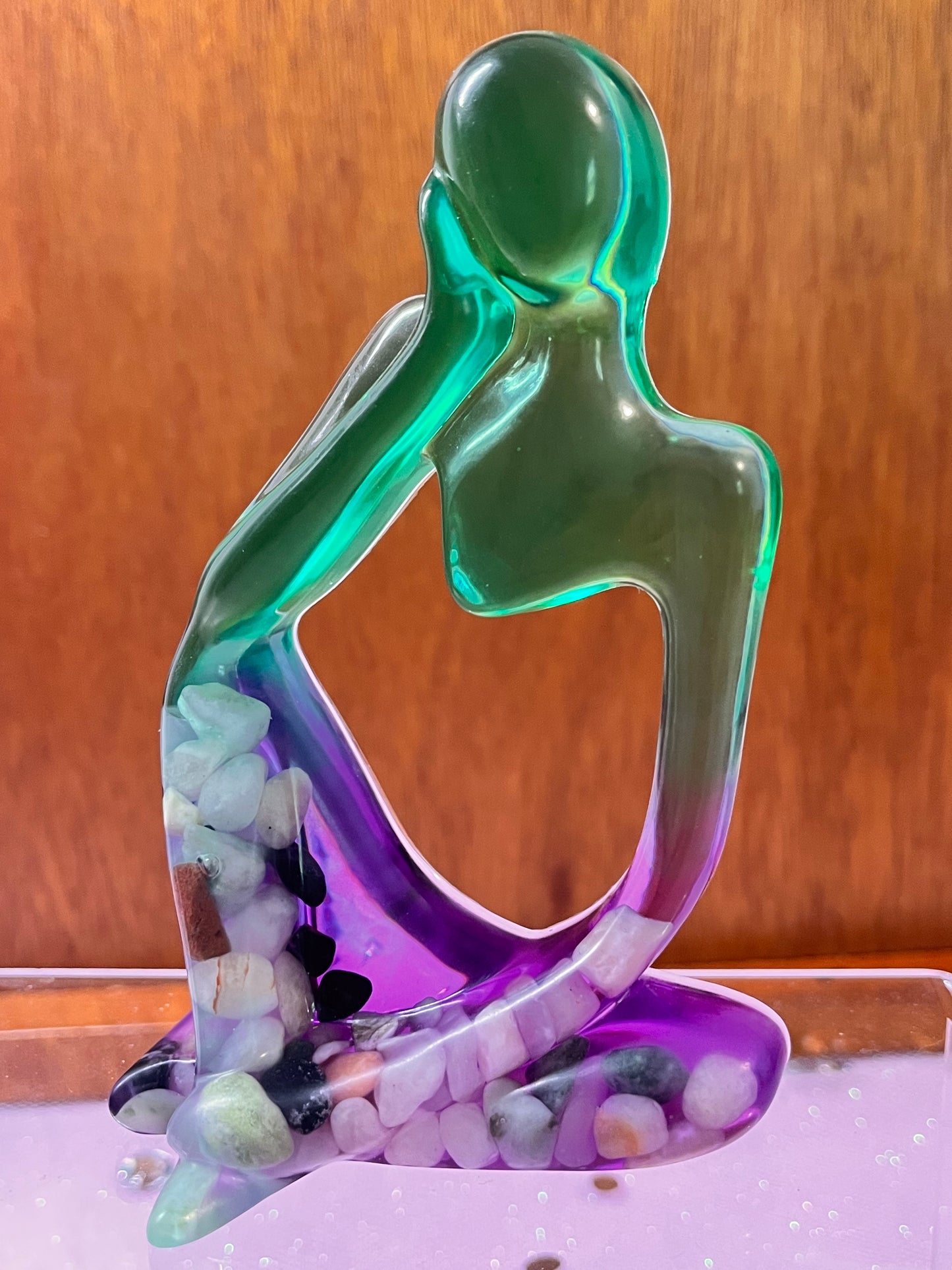 Thinking statue set
